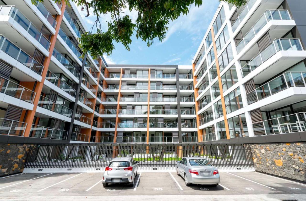Spacious One Bedroom Apartment In Newmarket Auckland Eksteriør billede